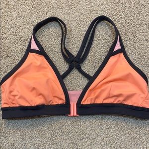 COPY - Sports bra front clip